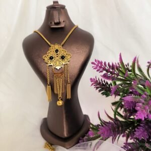 سوطوار بولحية بالحجر الاسود